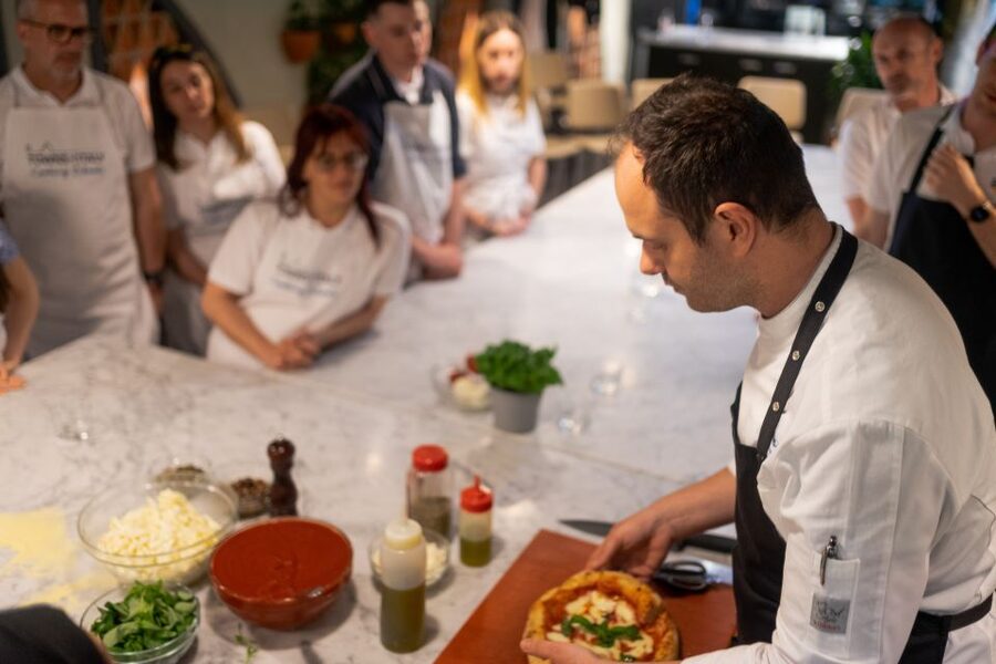 Milan: Pizza or Pasta and Gelato-Making Class with Wine - Families, solo participants, and different skill levels