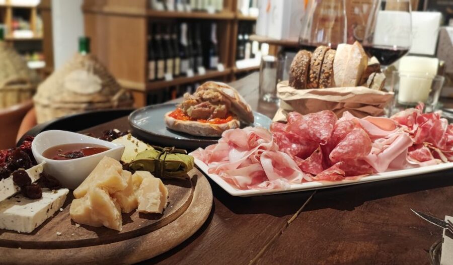 Milan Wine Tasting Aperitivo - Who will enjoy this most?