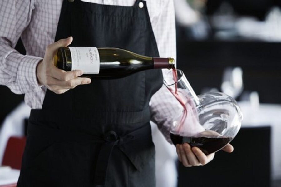 Milan: Wine Tasting Experience in the City Centre - Key points to know before booking