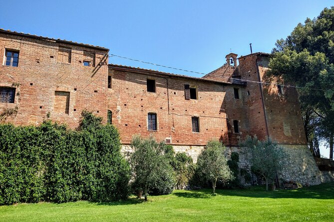 Montalcino: Brunello Wine Tasting & Lunch in a Tuscan Castle - Inside a castle built in 1441