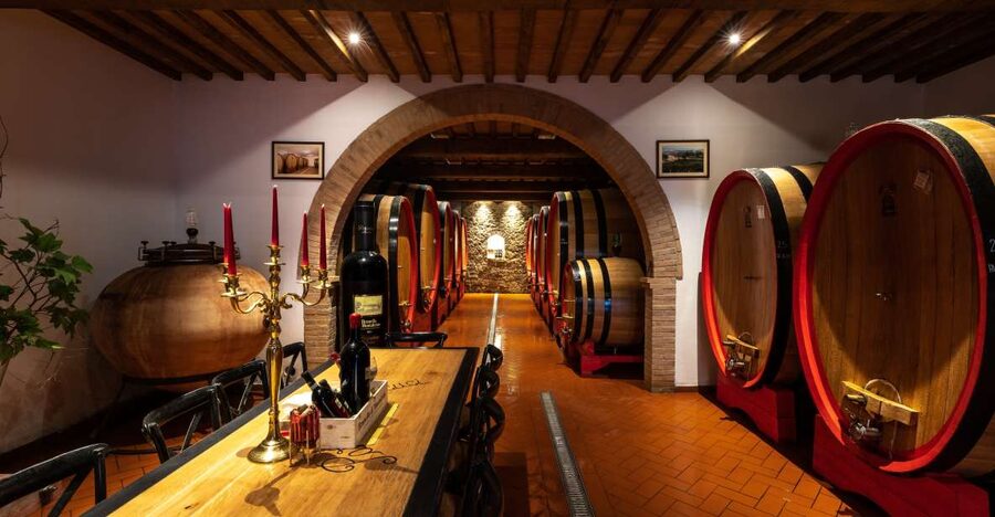 Montalcino: Private Cellar Tour, Wine Tasting & Appetizers - Timing, language, and practical details
