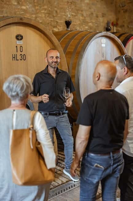 Montalcino: Wine Tasting and Tuscan Lunch - A vineyard visit built around lunch