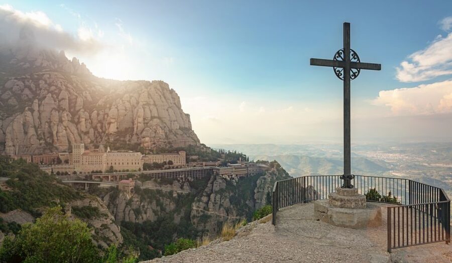 Montserrat & Cava Wineries Day Trip from Barcelona w/ Pickup - Who Will Get the Most From This Day?