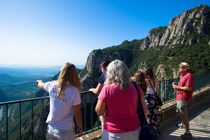 Montserrat & Winery Visit Tour with Traditional Farmhouse Lunch - A family winery and four Catalan tastings