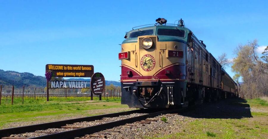 Napa Valley Wine Train: Gourmet Express Lunch or Dinner - Dinner after sunset
