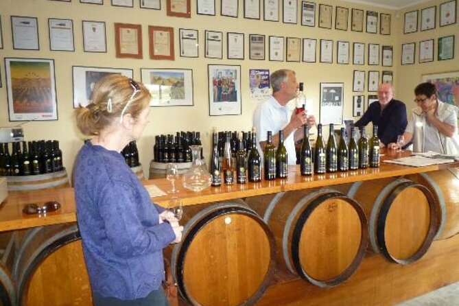 Napier: Afternoon Wine Tasting + visit Silky Oaks Chocolates - Pask Winery and a changing route