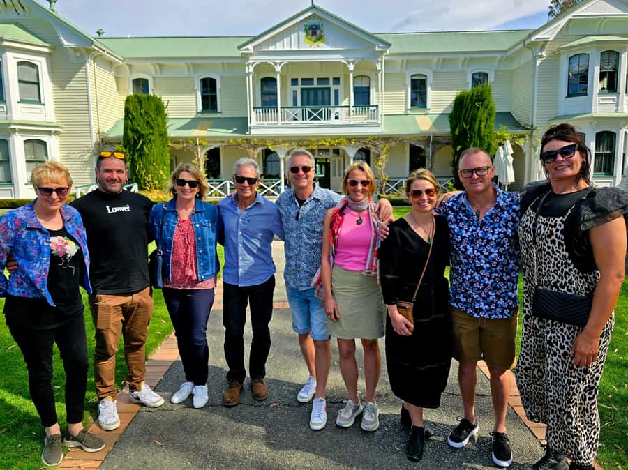 Napier: Afternoon Winery Tour Tasting at 3 Great Wineries - Why this Napier wine tour works