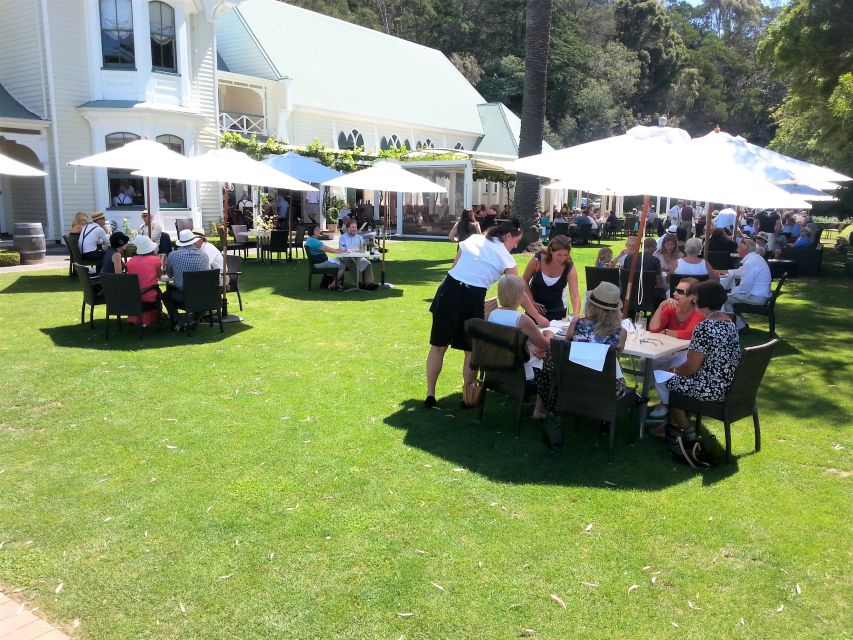 Napier: Winery + Gin Tasting Tour with Lunch Thu Fri Sat - Why this tour works well in Hawke’s Bay