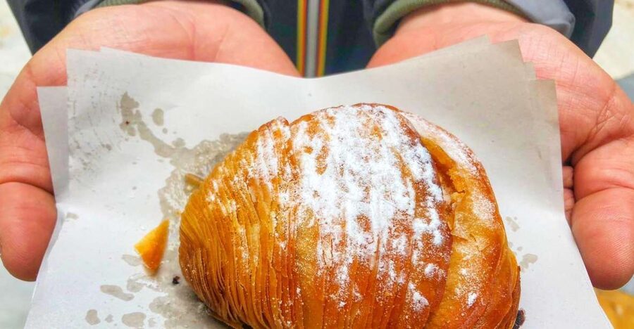 Naples by Night: Food and Wine Walking Tour with Local Guide - Starting at Piazza Dante with an empty stomach
