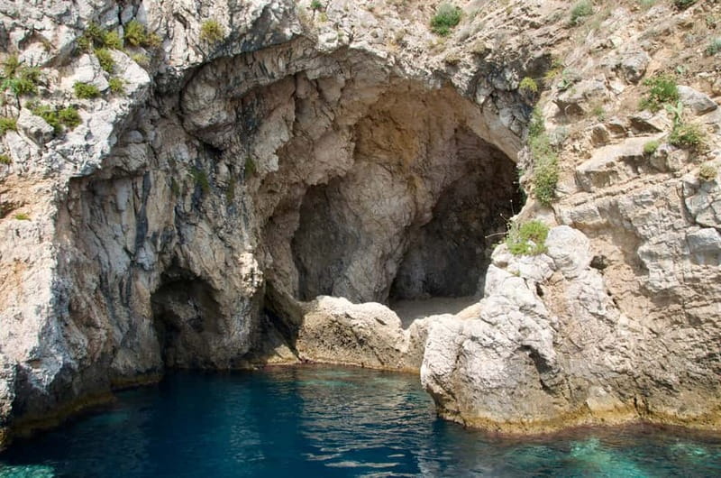 Naxos: Taormina Boat Tour with Snorkeling and Prosecco - Key points to know before you book