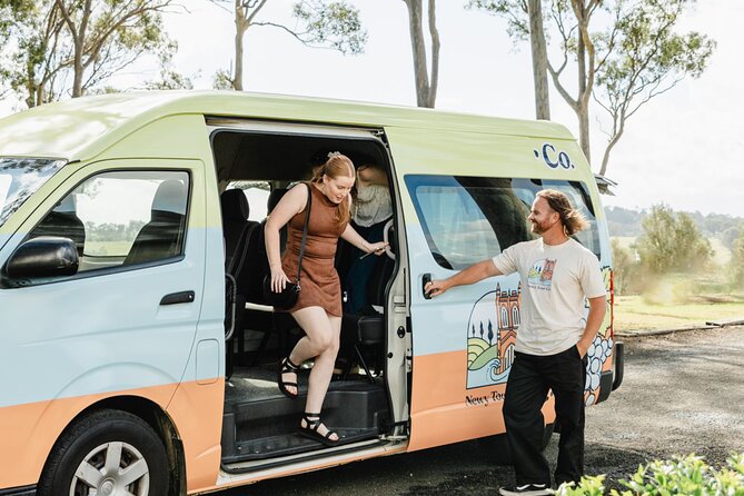 Newcastle: Boutique Hunter Valley Wine Tour - From Newcastle to the Hunter Valley