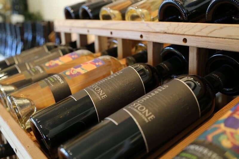 Niagara Falls: Winter Niagara Wine Tour with Transportation - Pickup points in Niagara Falls and Niagara-on-the-Lake