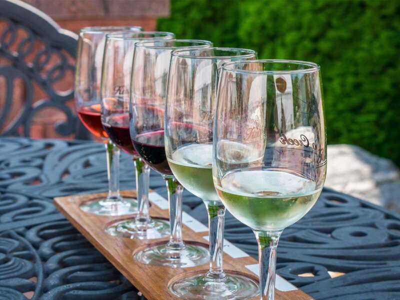 Niagara Falls: Winter Niagara Wine Tour with Transportation - Konzelmann Estate Winery beside Lake Ontario