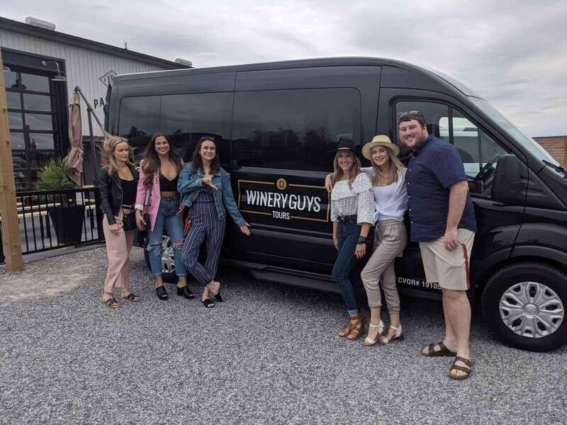 Niagara-on-the-Lake: Wine & Charcuterie Tour with Tastings - Old Town: a short break with a lunch decision