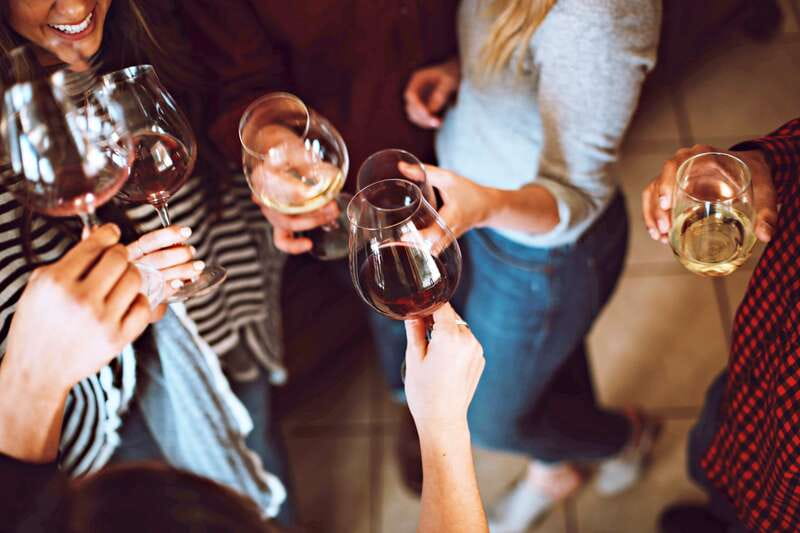 Niagara-on-the-Lake: Wine & Charcuterie Tour with Tastings - The morning ride and the small-group feel