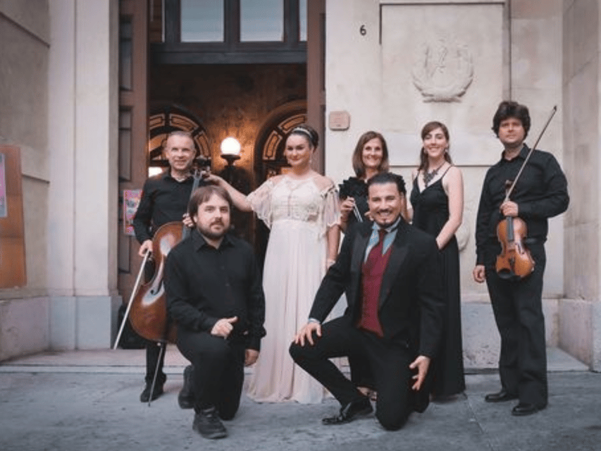 Opera Concert in Verona Palace with Prosecco - The post-concert meeting adds a personal touch