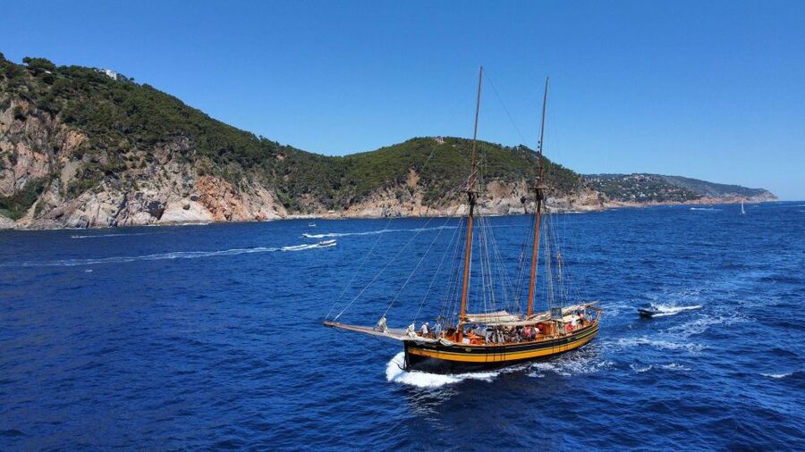 Palamós: Sunset Boat Tour with Glass of Cava - Is $47 a fair price?