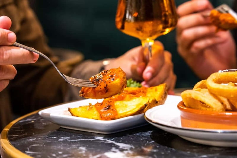 Palma de Mallorca: Gourmet Tapas and Wine Tour - Casa S’Oli and the pleasure of a slower stop