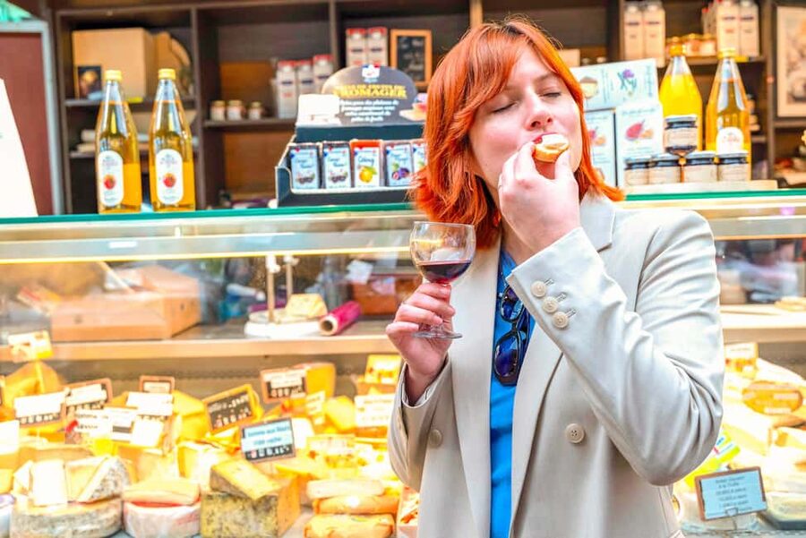 Paris: Champagne and Oysters Food Tour - Key points to know before booking