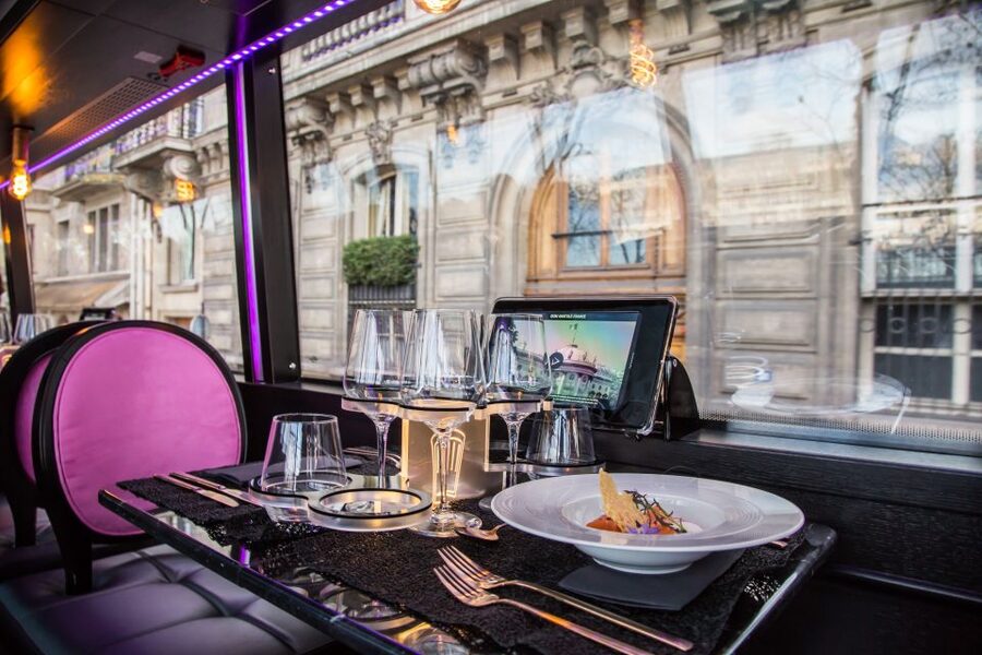 Paris: Champs Elysées Bus Toqué w/Lunch & Glass of Champagne - Is $101 a fair price?