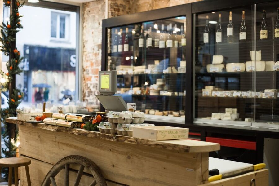 Paris: Cheese and Wine Class in a 17th Century Cellar - Who will enjoy this most