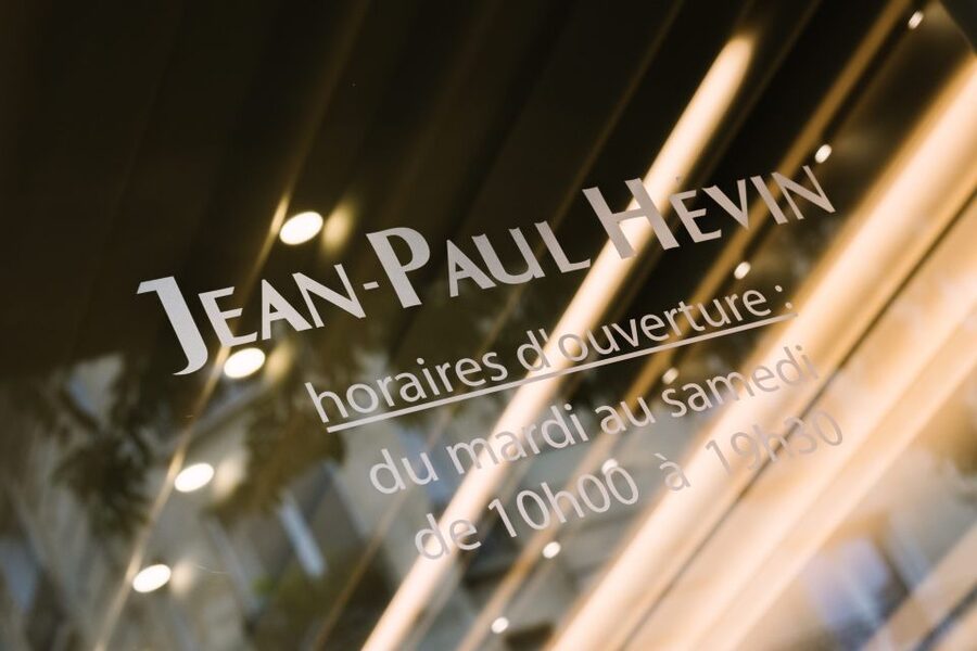 Paris Culinary Tour: 11 Tastings & 2 Wines in Le Marais - Chocolate, macarons, and a top Paris specialist
