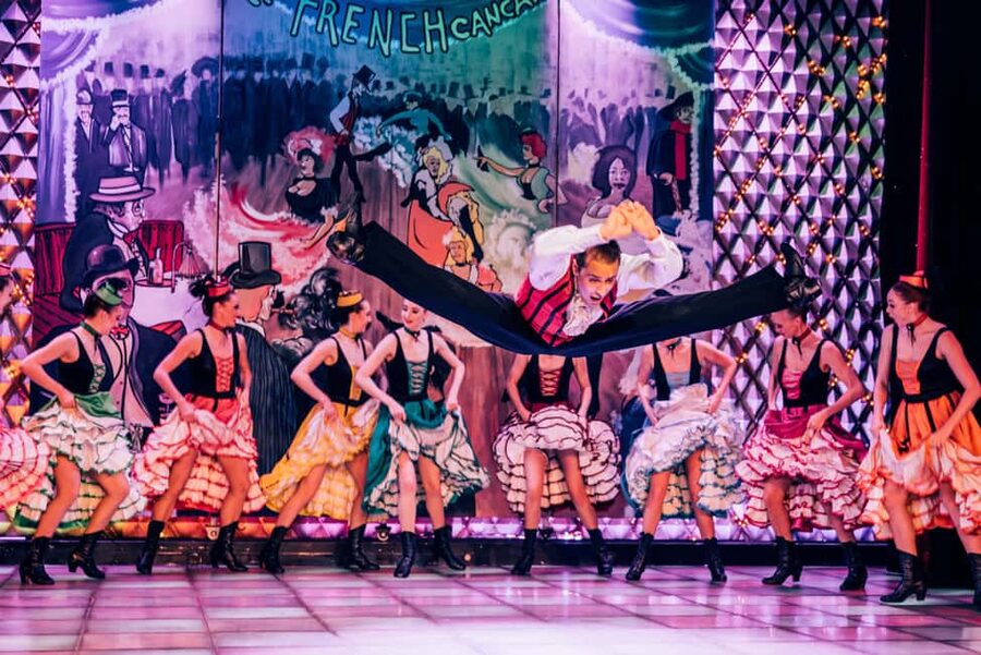 Paris: La Nouvelle Eve Cabaret Show with Champagne - A Montmartre cabaret in a Belle Epoque room