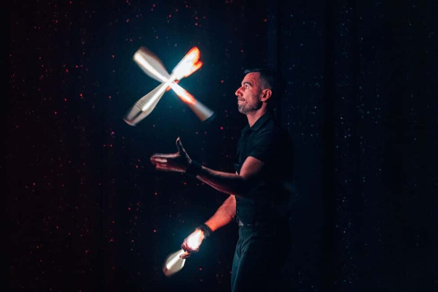 Paris: La Nouvelle Eve Cabaret Show with Champagne - Booking and timing advice for a smoother night