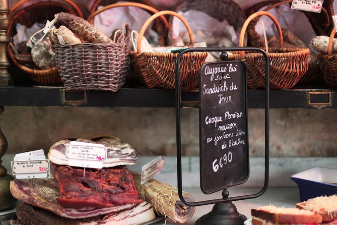 Paris Le Marais District Original Food and Wine Tasting Tour - Rue des Rosiers and the Marais’ many food traditions