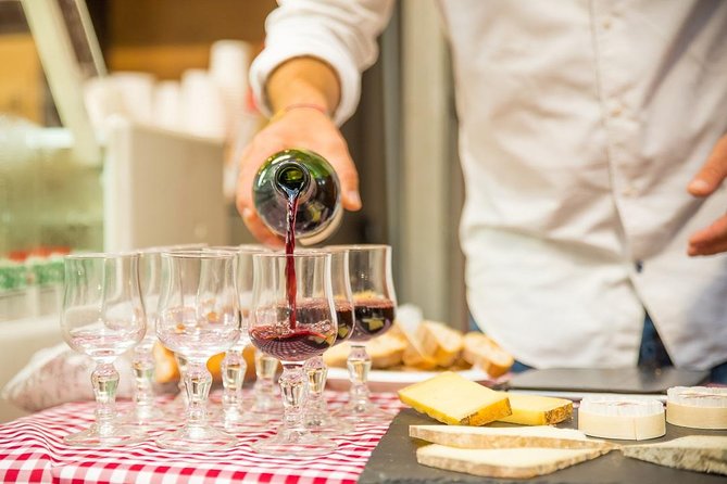 Paris Le Marais District Original Food and Wine Tasting Tour - Starting with French staples in Le Marais