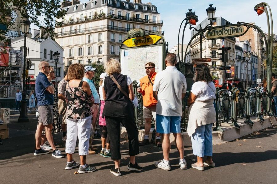 Paris: Montmartre Food and Wine Guided Tour - Who should book this Montmartre tour?