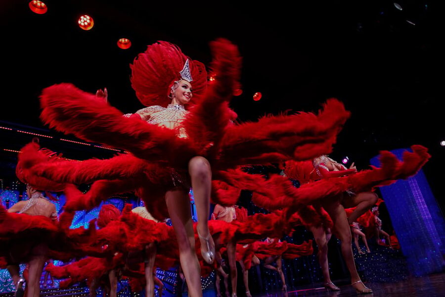 Paris: Moulin Rouge Show with Champagne and Drop-Off Service - Is $211 a fair price?