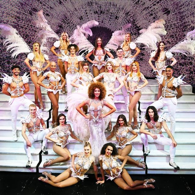 Paris: Paradis Latin Cabaret Show with Optional Champagne - Language, humor, and the adults-only tone