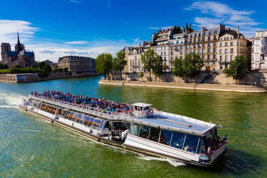 Paris : Scenic Cruise on the Seine River with Champagne - Boarding at the Pont de lAlma