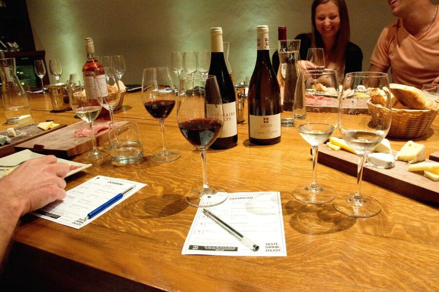 Paris: Wine and Cheese Lunch - How to fit it into a Louvre day