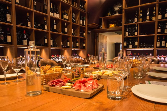 Paris Wine Tasting plus Cheese Lunch with an Expert Sommelier - Why the cheese pairings matter