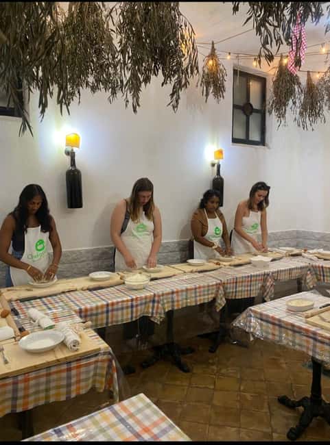 Pasta and tiramisù Cooking class with Wine at Piazza Navona - Dietary needs and accessibility