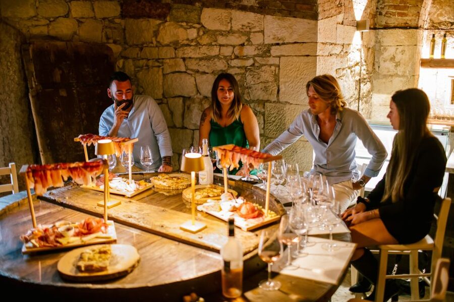 Pastrengo: Lake Garda Wine & Food Tasting in Historic Fort - How Much $58 Is Worth
