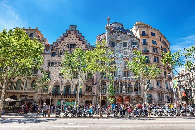 Penedes Wine & Cava Tasting & 4WD Vineyards Tour from Barcelona - The Barcelona meeting point and the ride south