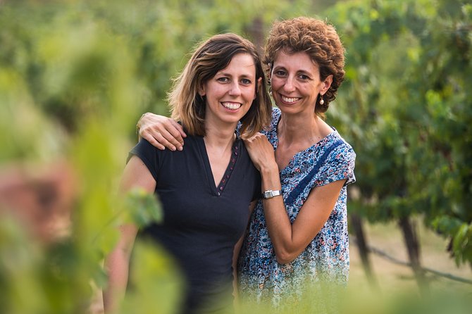 Pic nic Deluxe Assisi for 2 and wine tasting 5 wines - The self-guided walk through SAIO’s vines