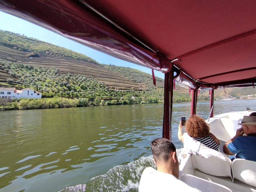 Pinhão: Douro River 50-min Boat Trip with Port Wine - Should you book it?