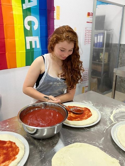 Pizza-Making Workshop by night with glass of wine - Practical planning for Via delle Zite 30
