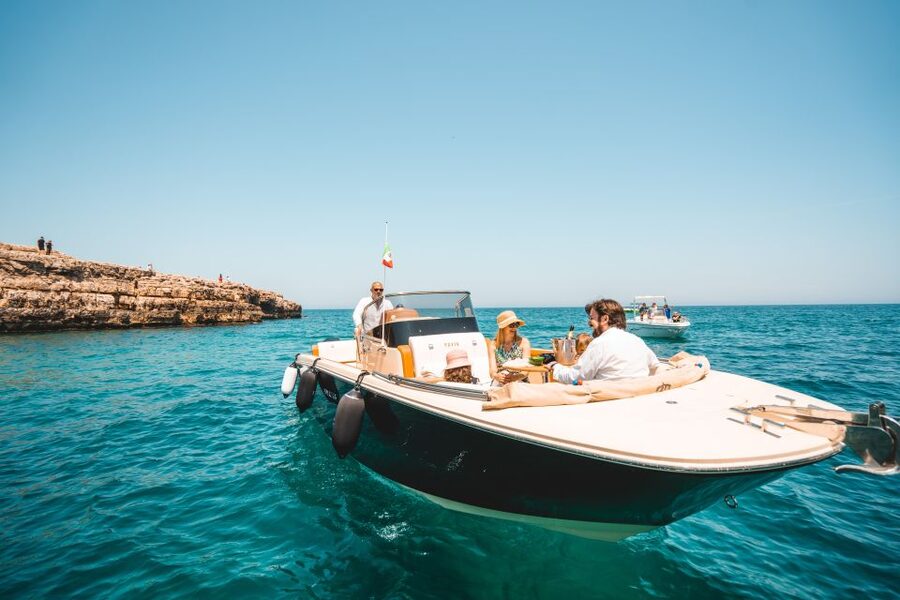 Polignano a Mare: Boat Cruise to Scenic Caves with Prosecco - Grotta Palazzese and the swimming stop