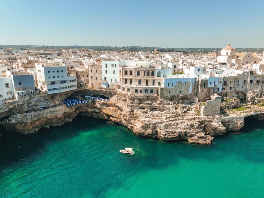 Polignano a Mare: Boat Cruise to Scenic Caves with Prosecco - Grotta Azzurra and the first cave views