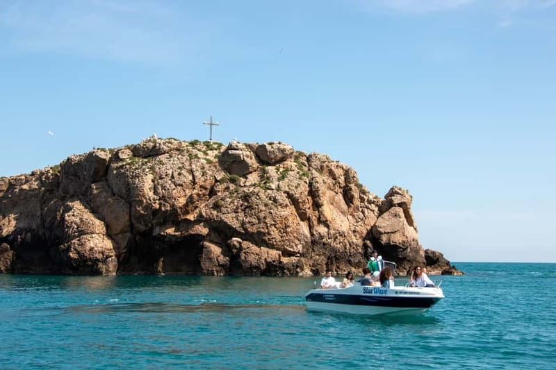 Polignano a Mare: Boat Tour with Prosecco and Snacks - At a glance
