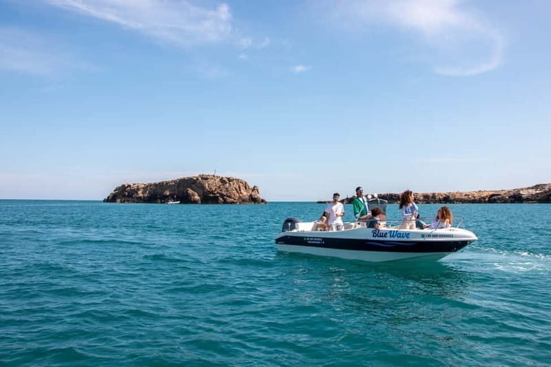 Polignano a Mare: Boat Tour with Prosecco and Snacks - Grotta Ardito and the swimming stop