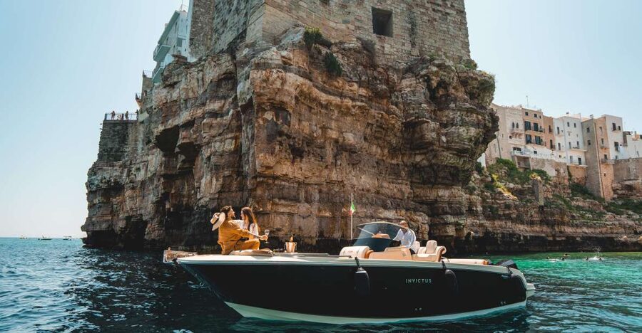 Polignano a Mare: Private Cruise with Champagne - The first caves: Grotta Azzurra and Grotta delle Rondinelle