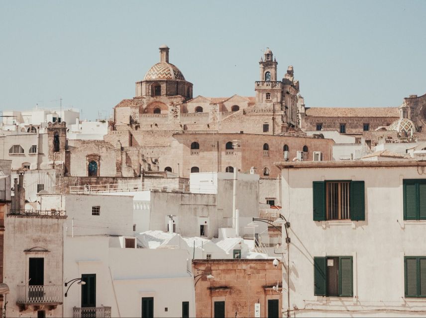 Polignano a Mare: Street Food Tour with Tastings and Wine - The guides make the difference