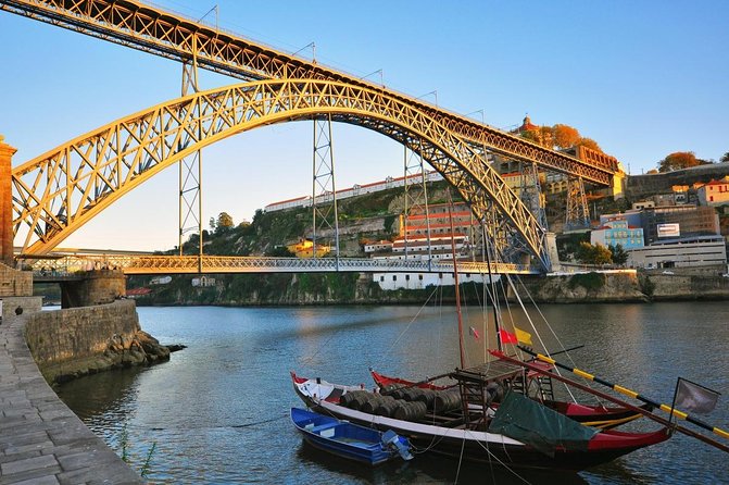 Port Wine Lodges Tour Including 7 Port Wine Tastings (English) - Key points to know before booking