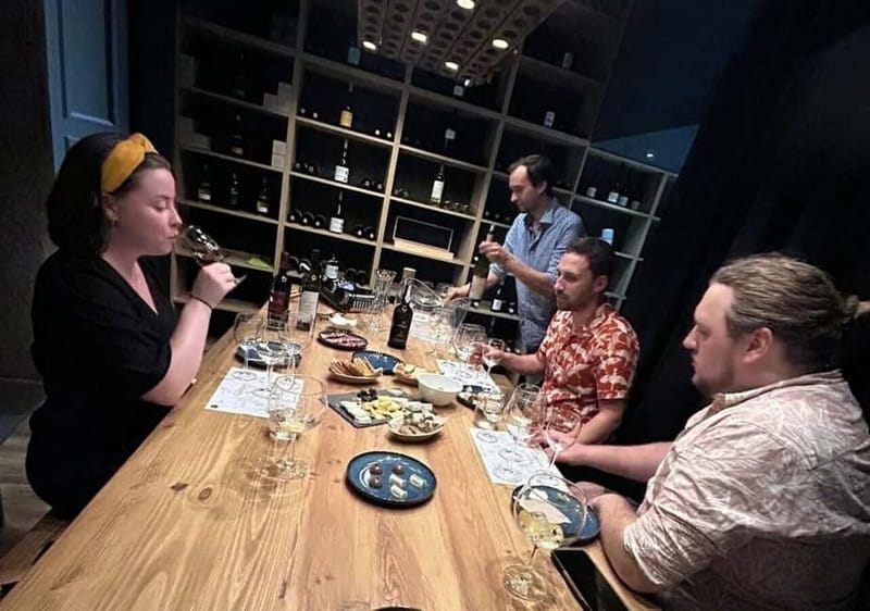 Porto: 3 or 5 Port Wine Tasting with Pairings - Who should book this tasting?